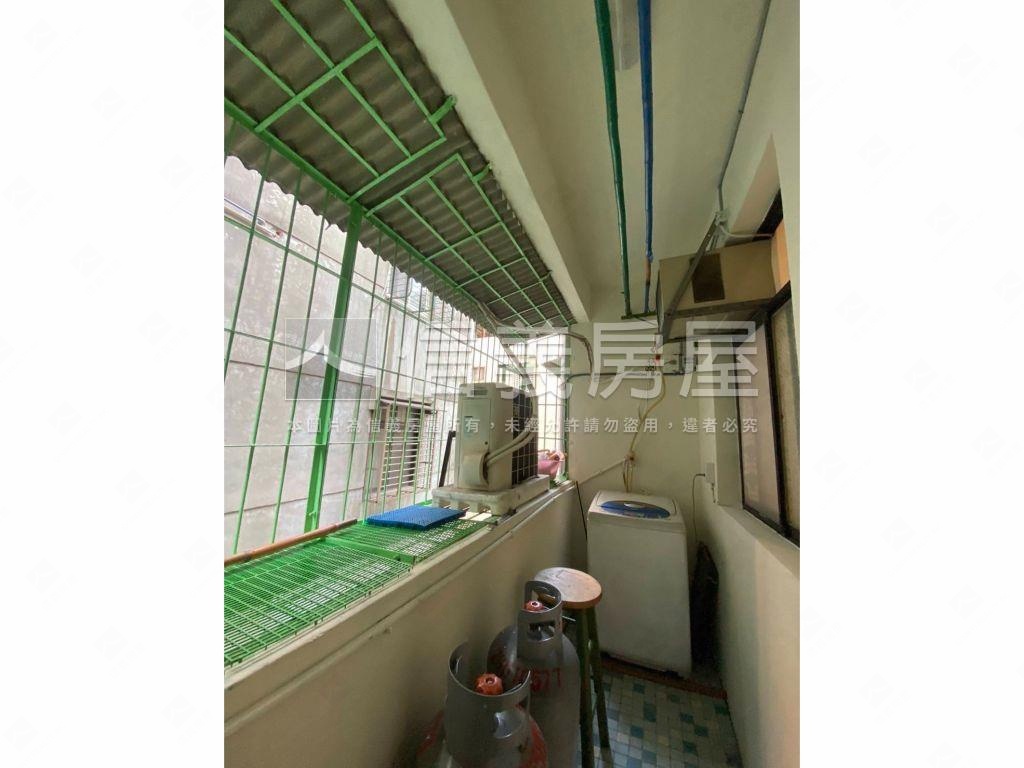 亞東捷運邊間大公寓房屋室內格局與周邊環境