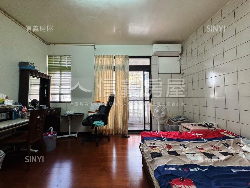 近曉明女中社區型透天房屋室內格局與周邊環境