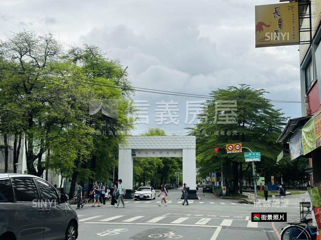 成大育樂街邊間透天房屋室內格局與周邊環境