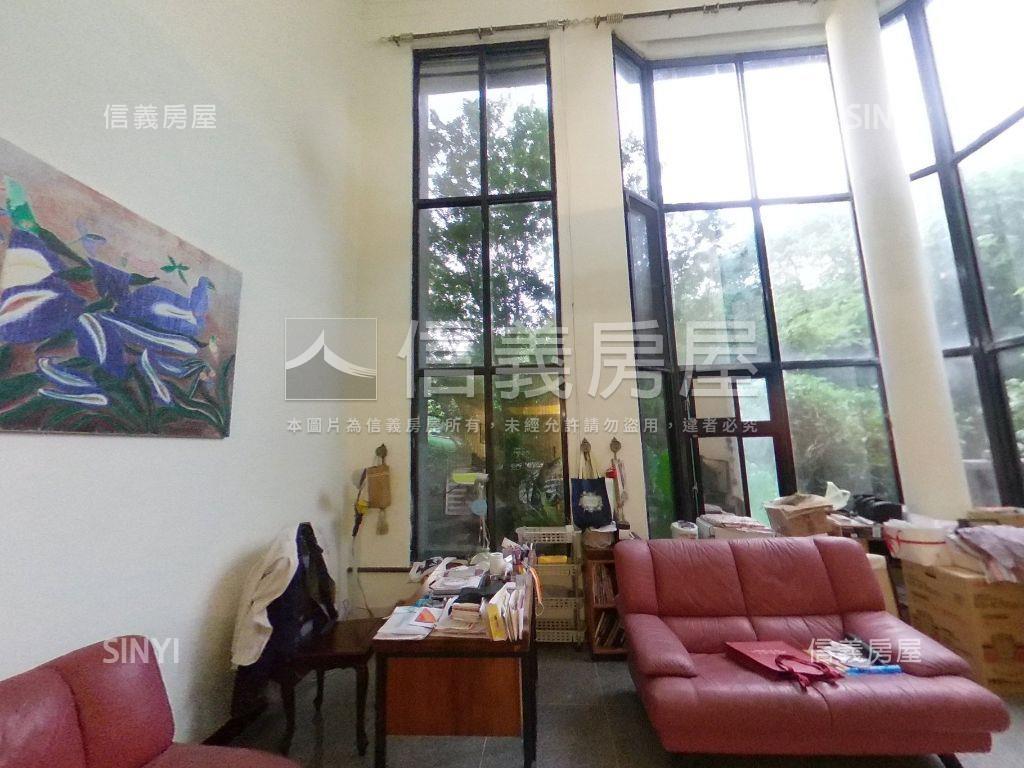 近薇閣山景別墅房屋室內格局與周邊環境