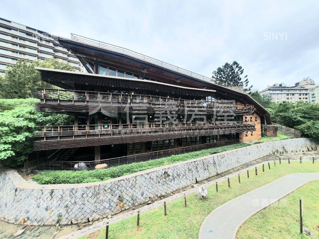 近薇閣山景別墅房屋室內格局與周邊環境