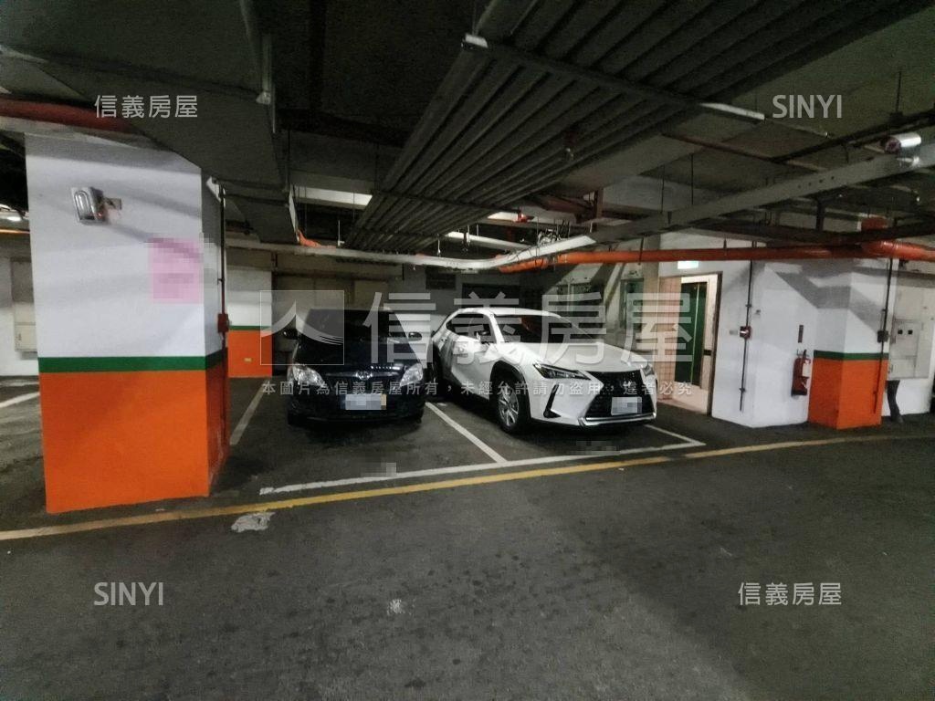 藝文˙近慈文學區三房車位房屋室內格局與周邊環境