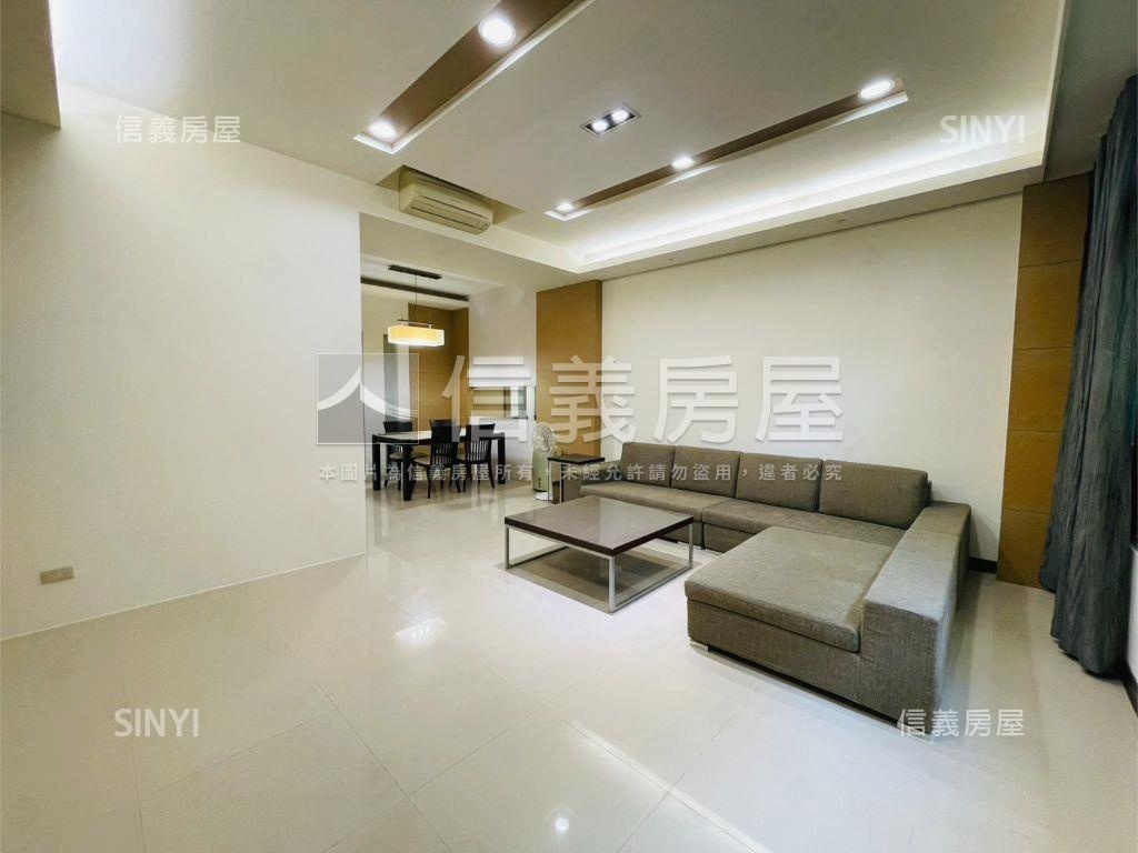 近巨城錦華街大透天房屋室內格局與周邊環境