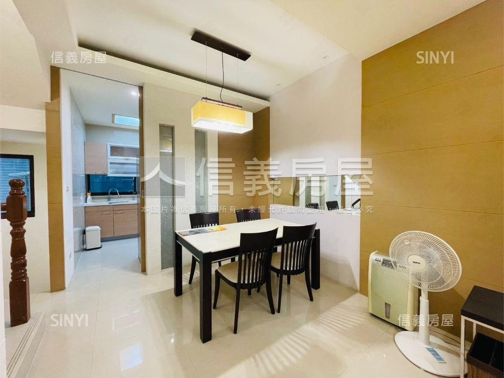 近巨城錦華街大透天房屋室內格局與周邊環境