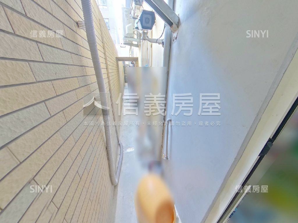 北區育強街公園旁面寬店住房屋室內格局與周邊環境