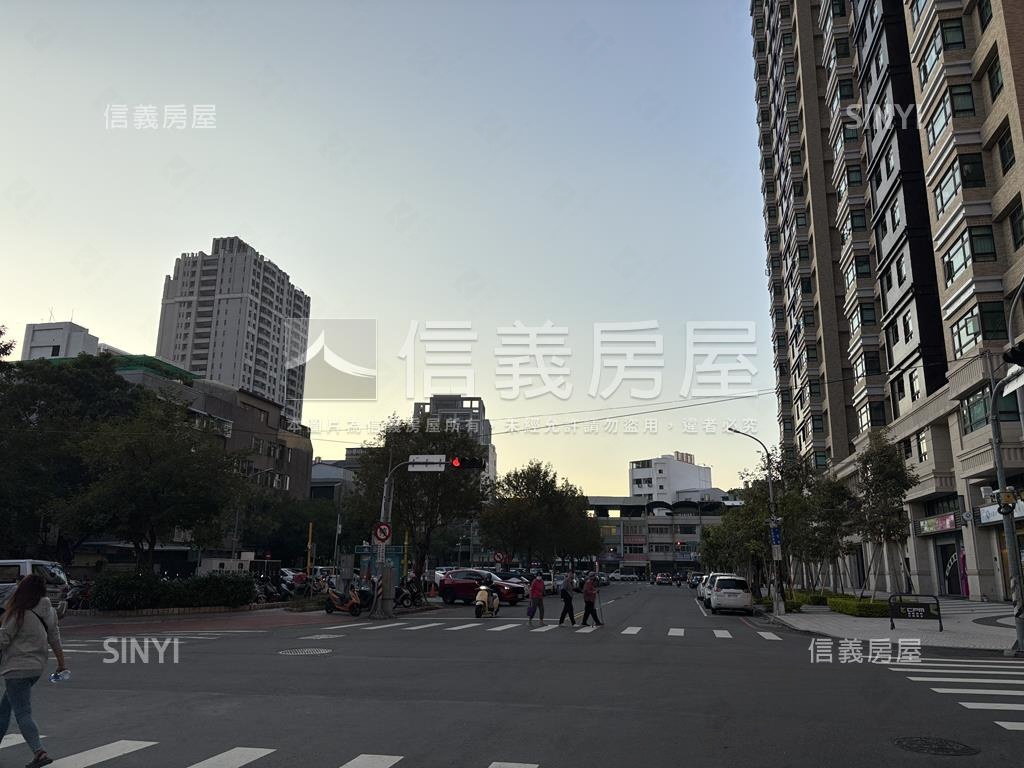 北區育強街公園旁面寬店住房屋室內格局與周邊環境