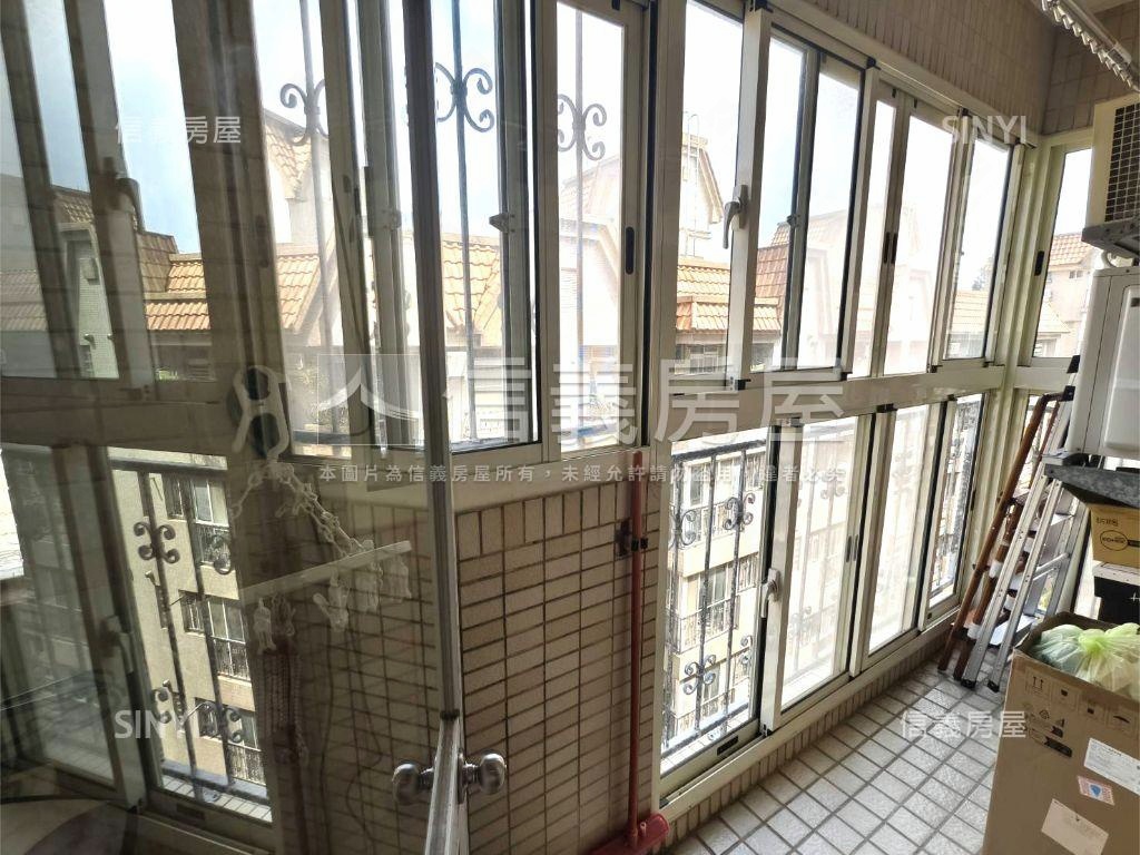 藍芽朝西南綠意盎然視野戶房屋室內格局與周邊環境