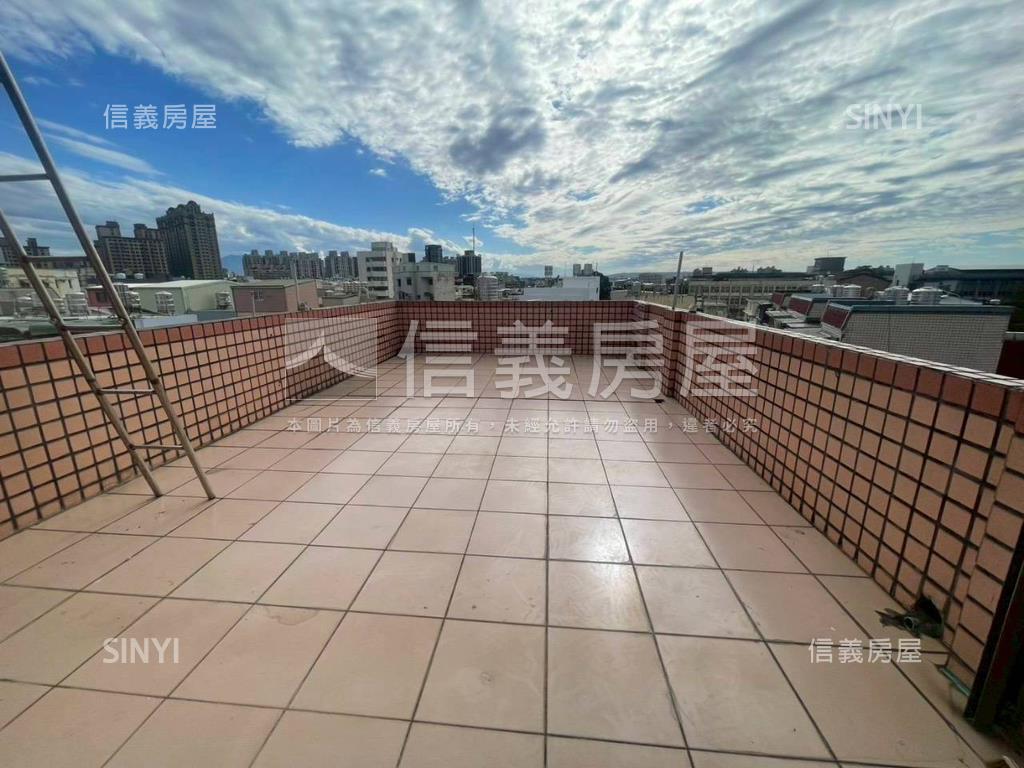 未來體育園區舒適透天房屋室內格局與周邊環境