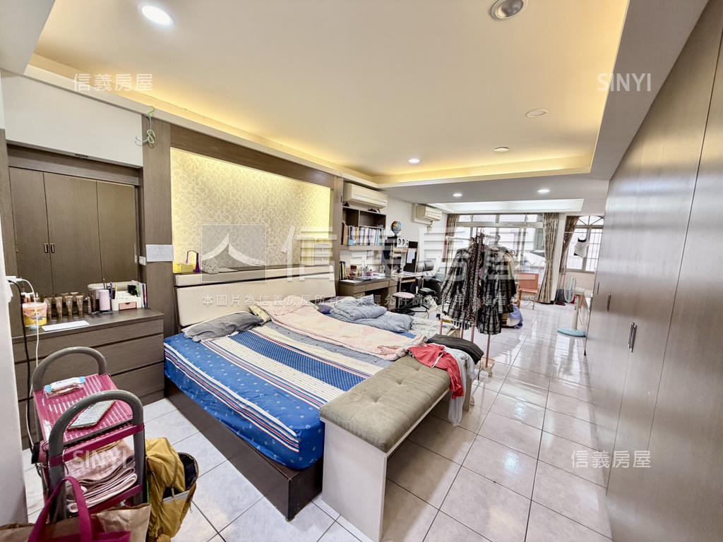 未來體育園區舒適透天房屋室內格局與周邊環境