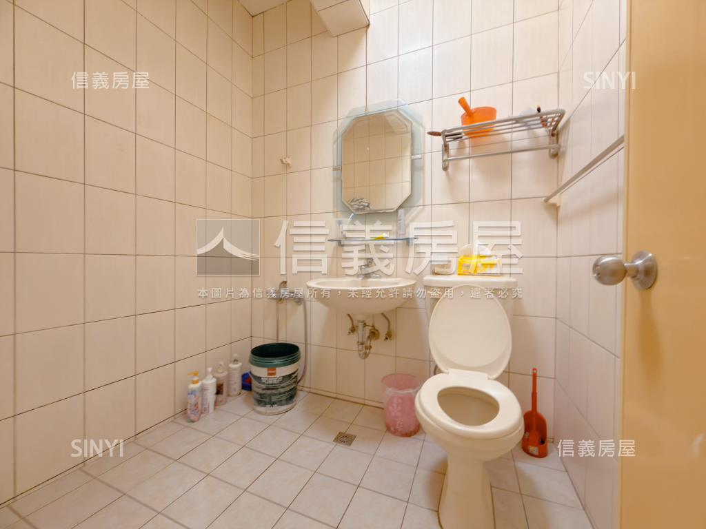 近捷運莒光站公寓四樓房屋室內格局與周邊環境