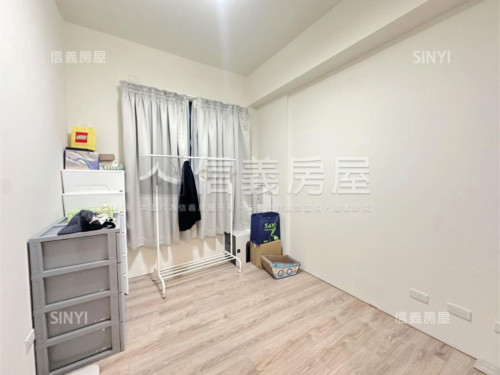 專任富宇晴川悅河採光三房房屋室內格局與周邊環境