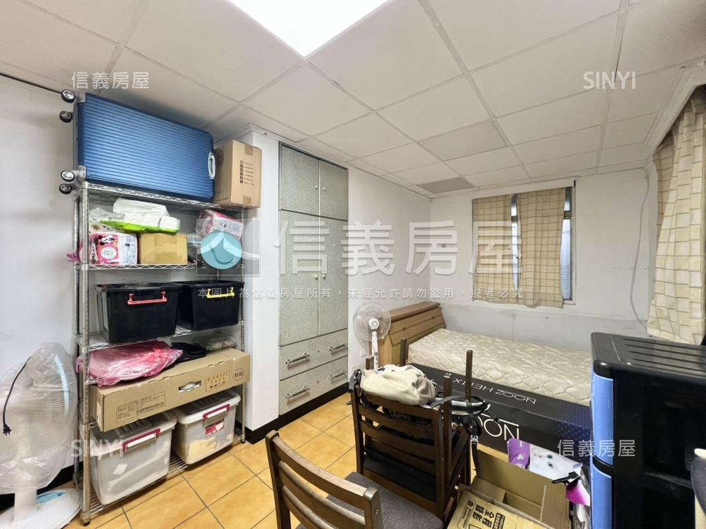 和平路邊間衛浴開窗美寓房屋室內格局與周邊環境