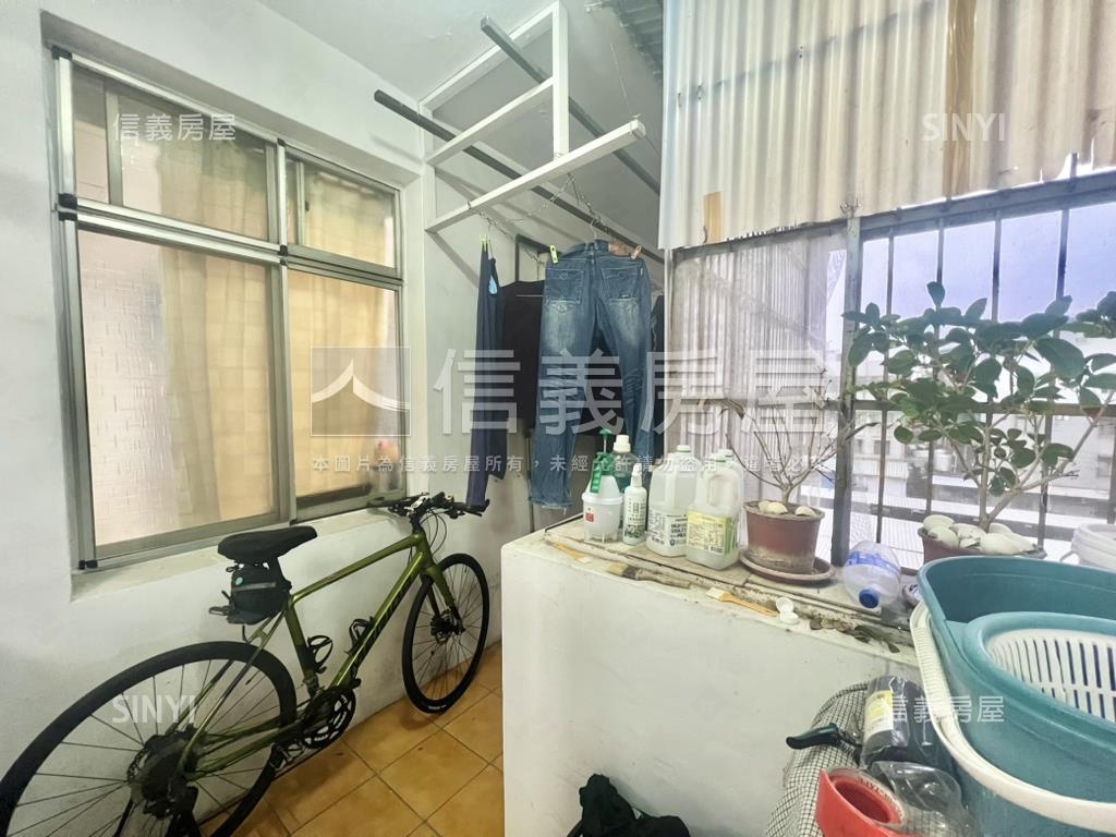 和平路邊間衛浴開窗美寓房屋室內格局與周邊環境