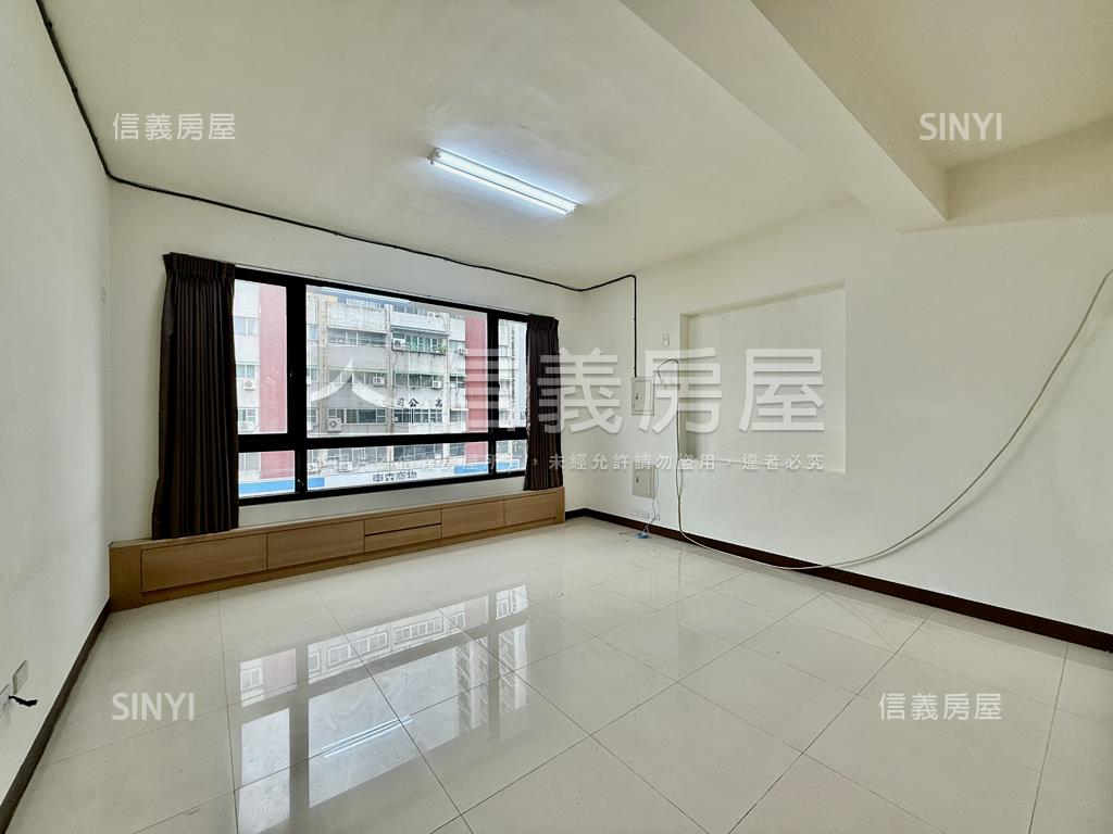 道明中學正路面寬電梯店霸房屋室內格局與周邊環境