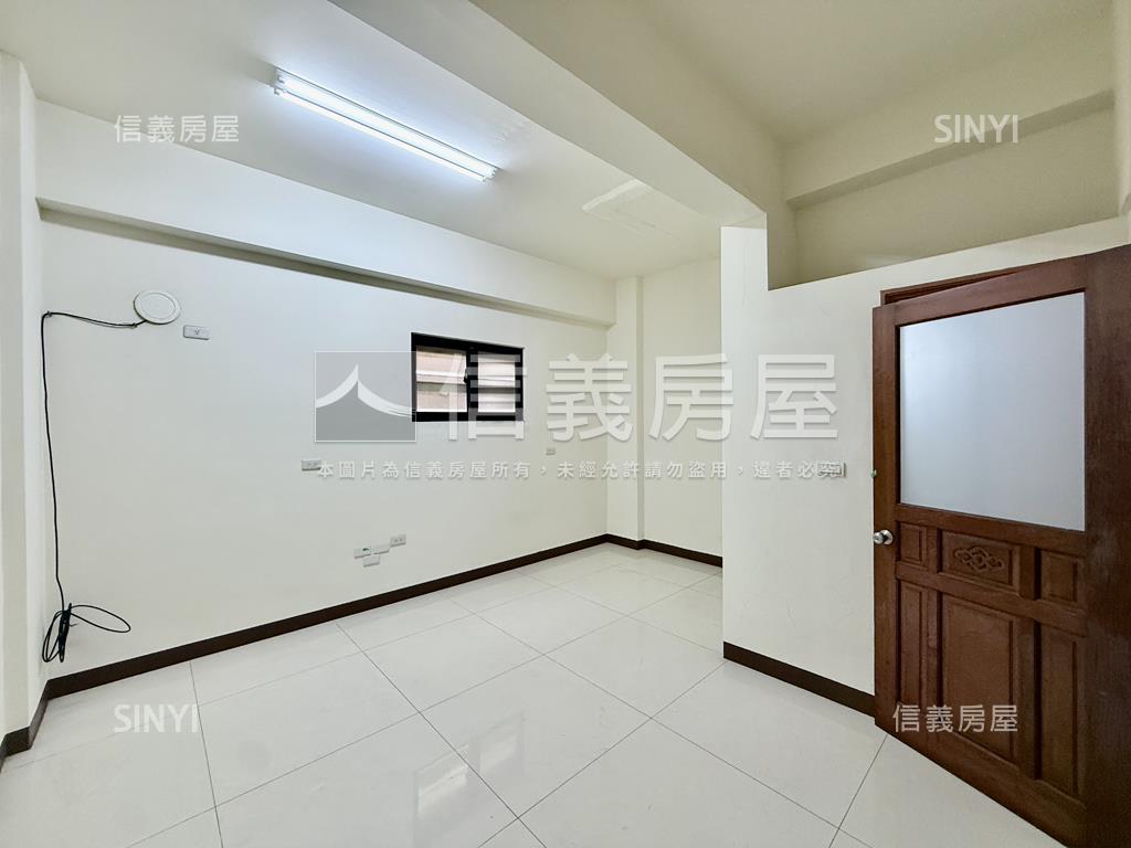 道明中學正路面寬電梯店霸房屋室內格局與周邊環境