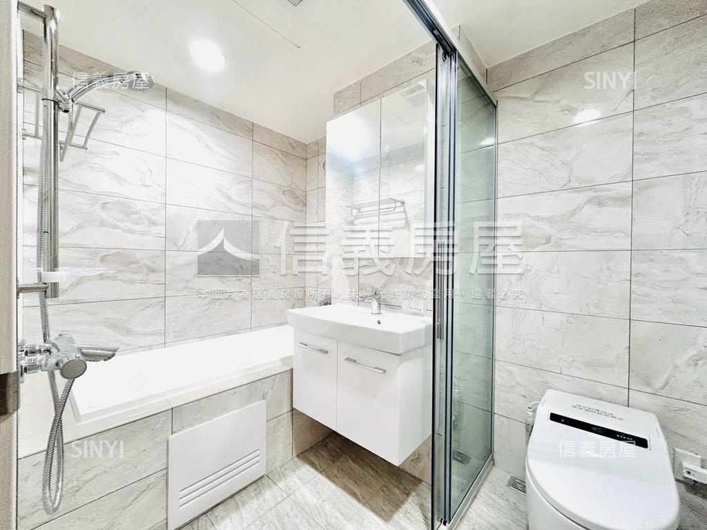 七期★市政１號院先看這間房屋室內格局與周邊環境