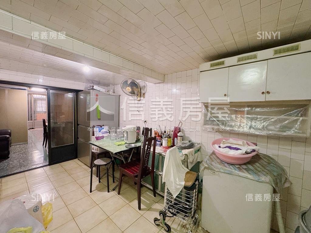 【精選】後昌路透天店面房屋室內格局與周邊環境