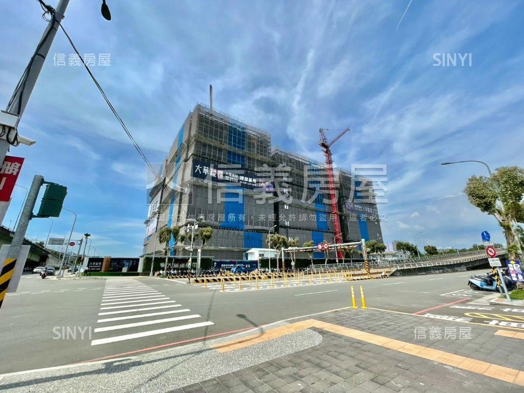烏日高鐵特區邊間Ｅ９三房房屋室內格局與周邊環境