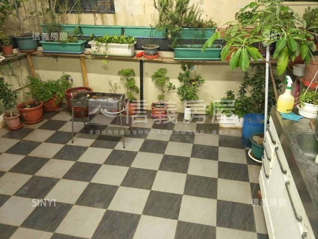 專任漢口商圈十米活路透天房屋室內格局與周邊環境