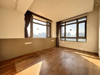 金華龍門師大林園另買車位