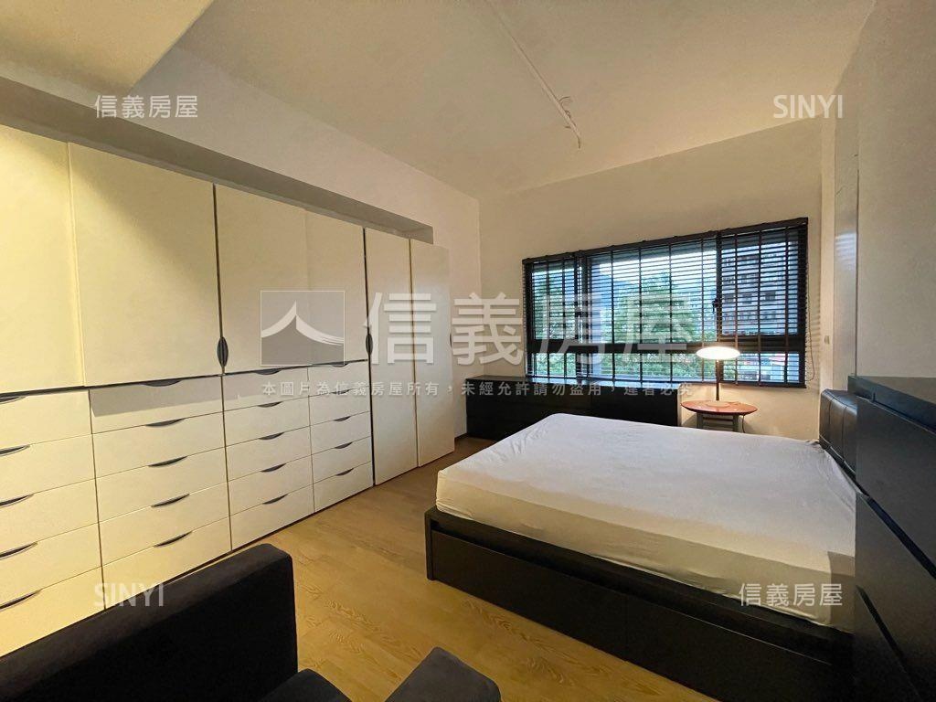 水沐青華綠景雙車位大戶房屋室內格局與周邊環境