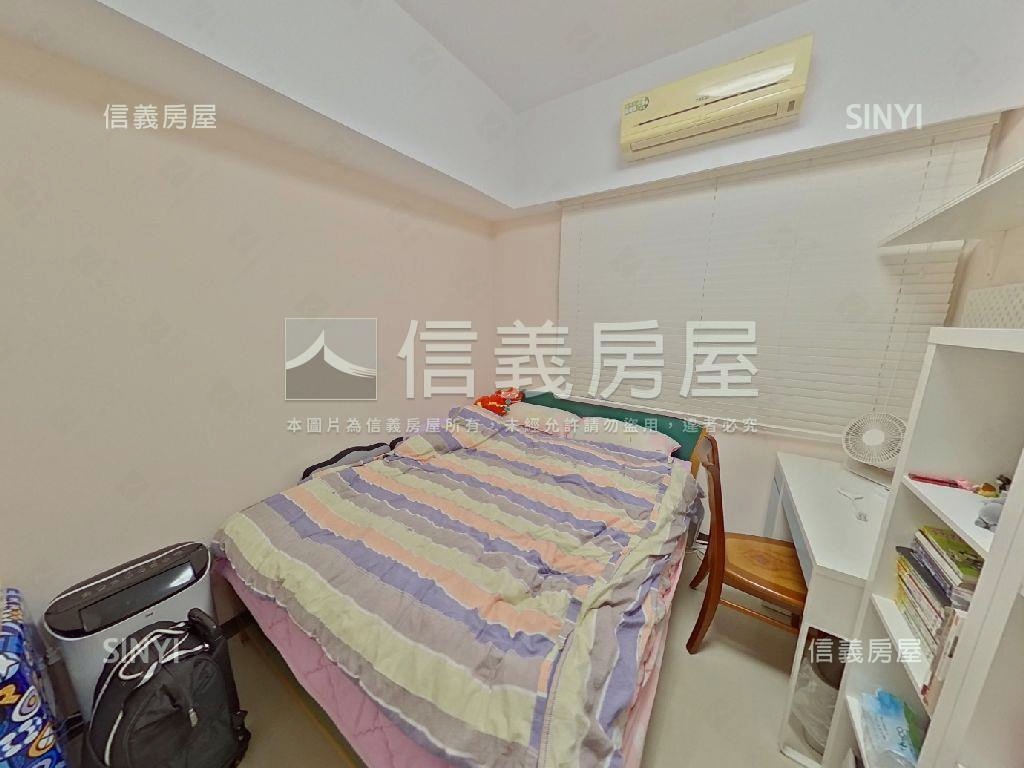 專任童話世紀三房直接入住房屋室內格局與周邊環境