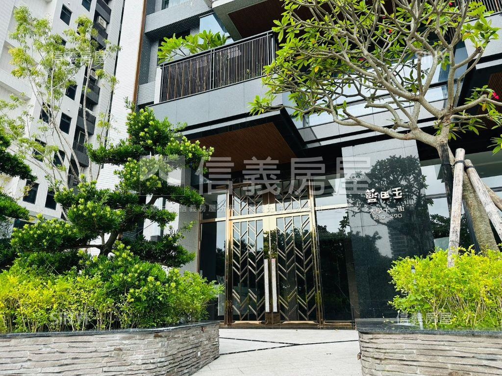 高大特區綠意美３房車位房屋室內格局與周邊環境