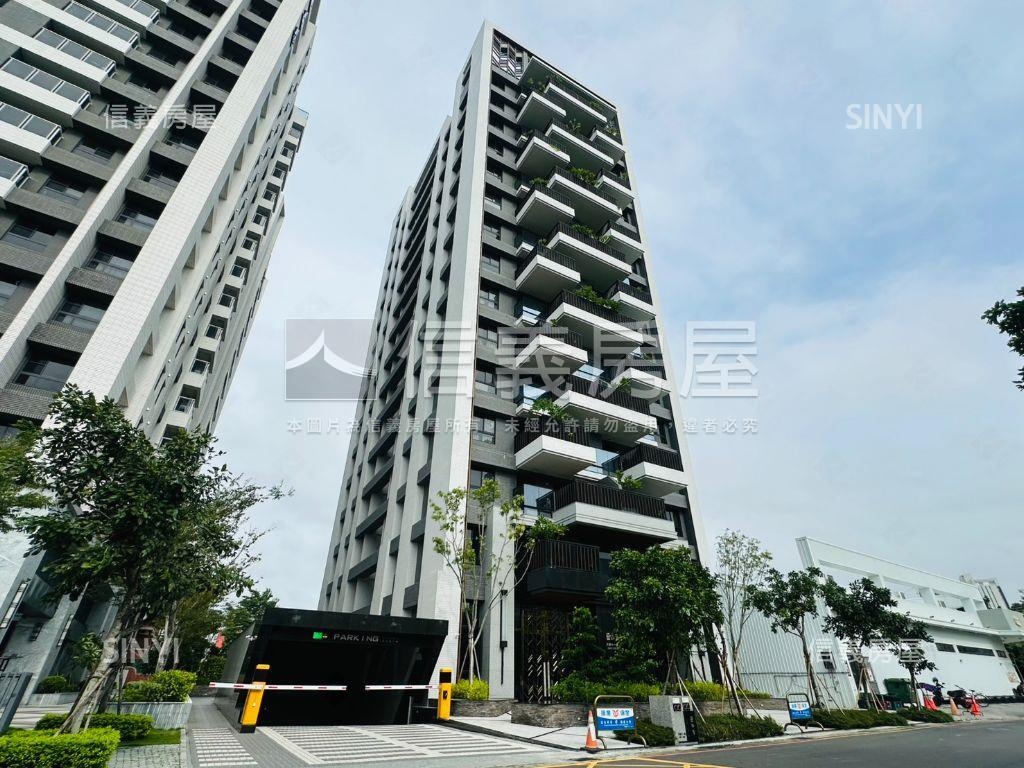 高大特區綠意美３房車位房屋室內格局與周邊環境