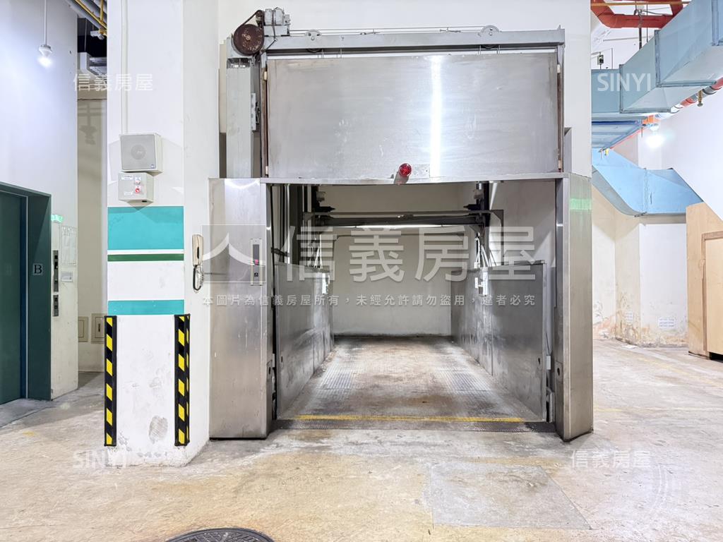 捷運寶成品味兩房有車位房屋室內格局與周邊環境