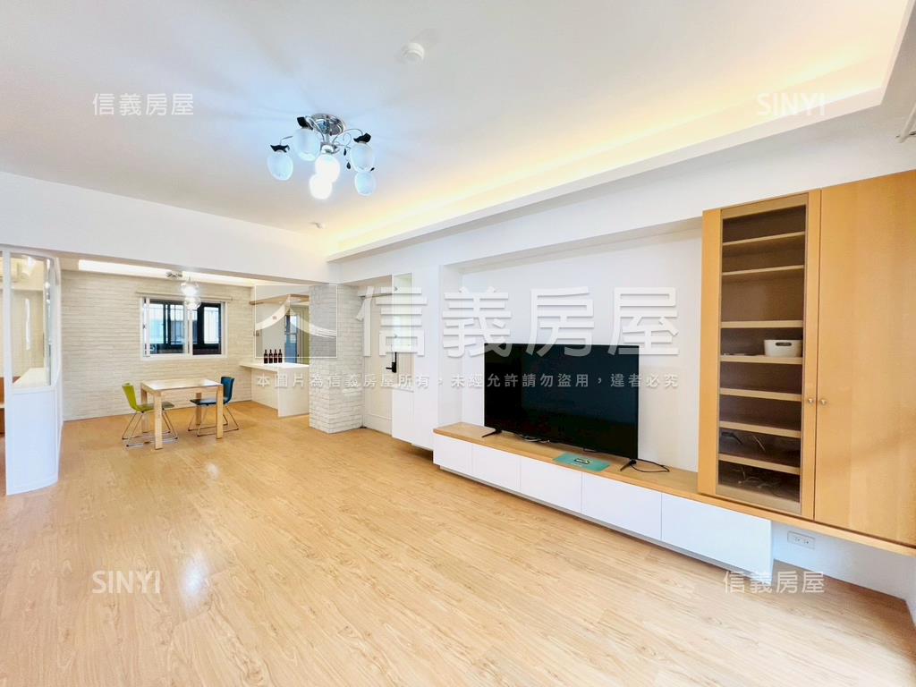 國泰書香大第美三房房屋室內格局與周邊環境