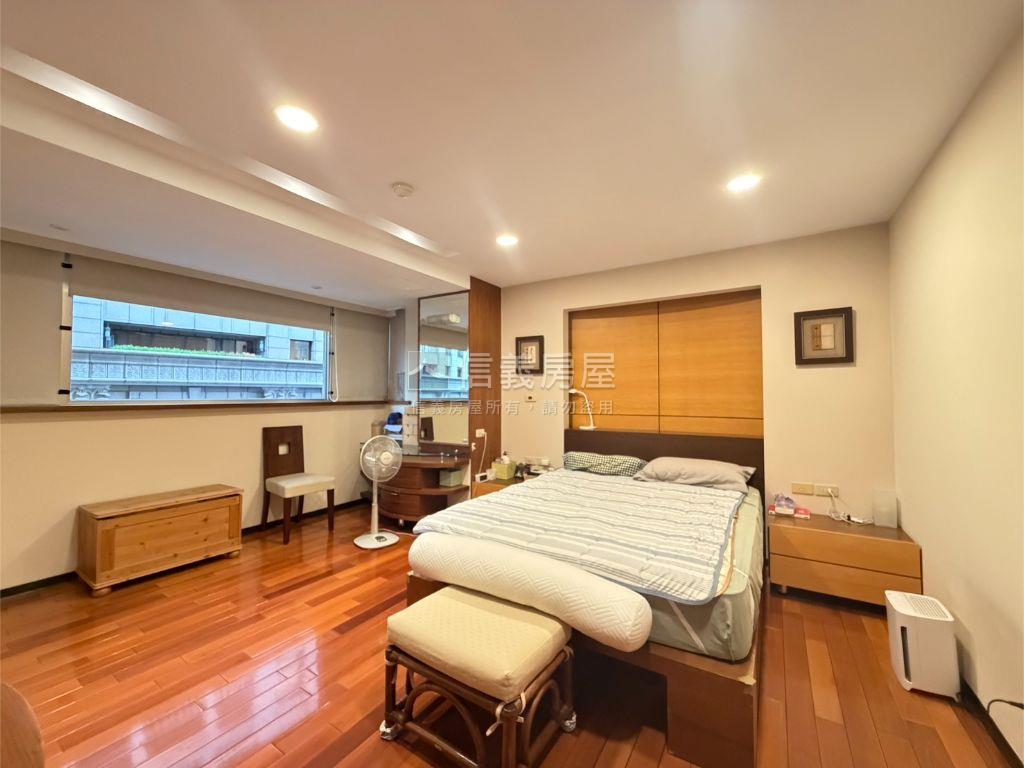 樓中樓★稀有釋出房屋室內格局與周邊環境