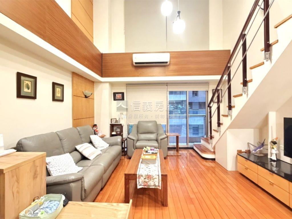 樓中樓★稀有釋出房屋室內格局與周邊環境