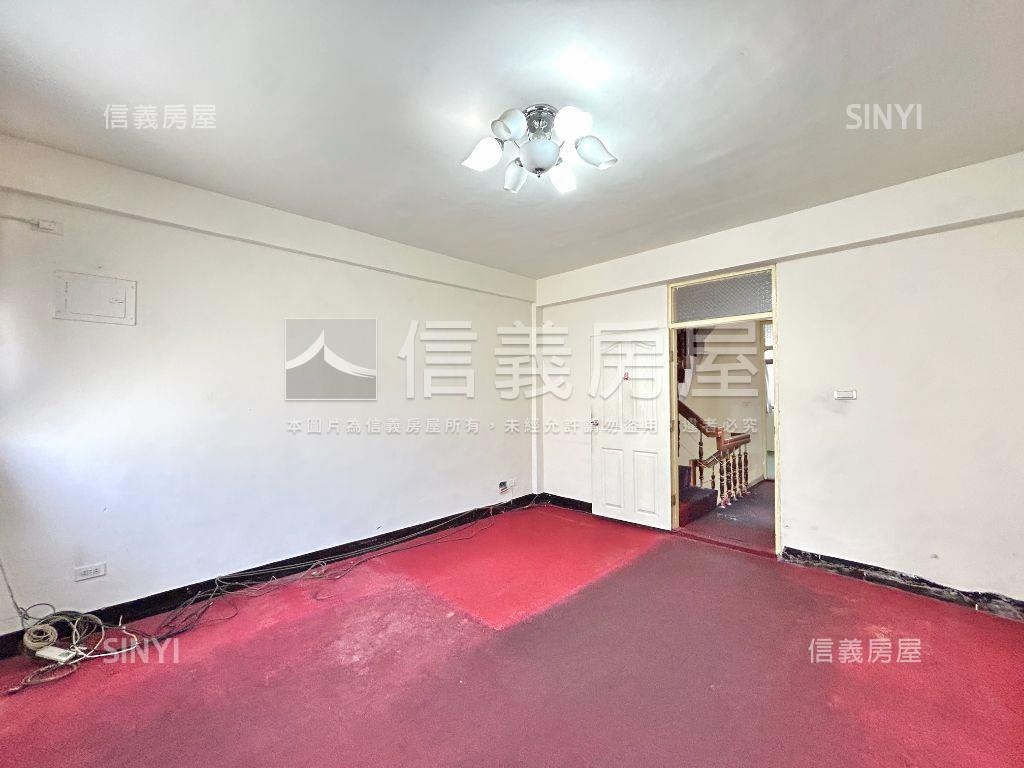 新接！角間大地坪透天！房屋室內格局與周邊環境