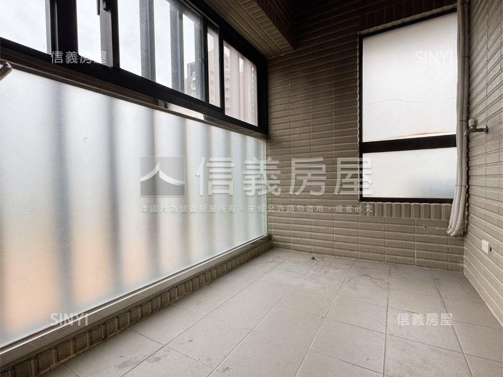 尚青苑電梯兩房車位房屋室內格局與周邊環境