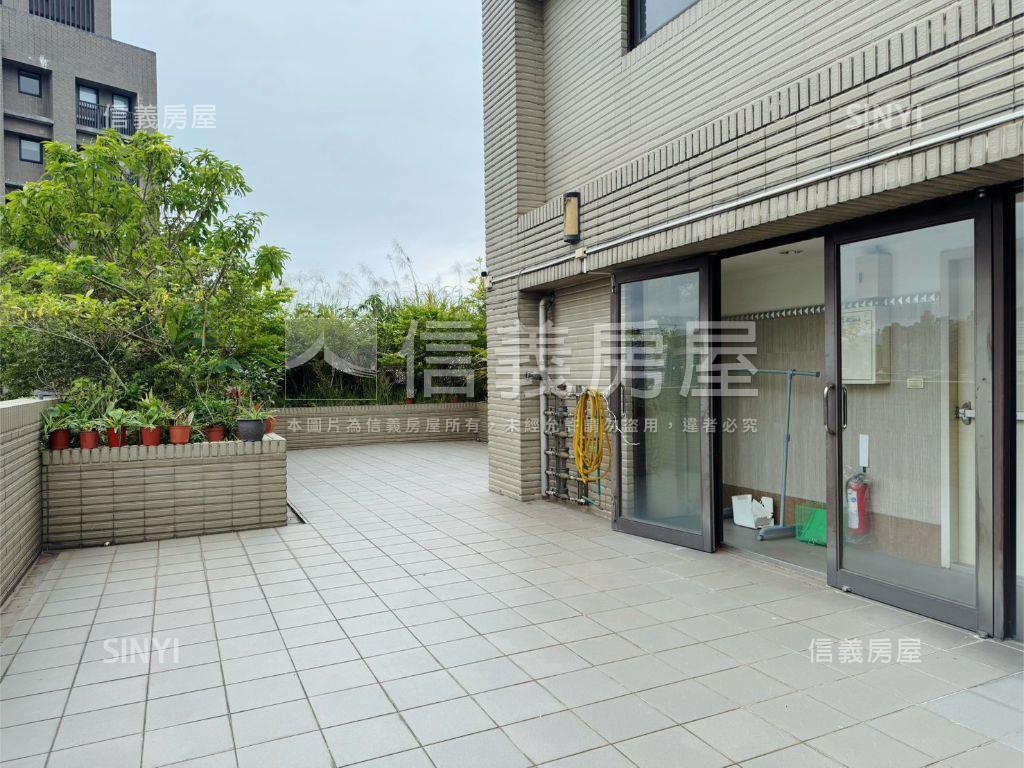 尚青苑電梯兩房車位房屋室內格局與周邊環境