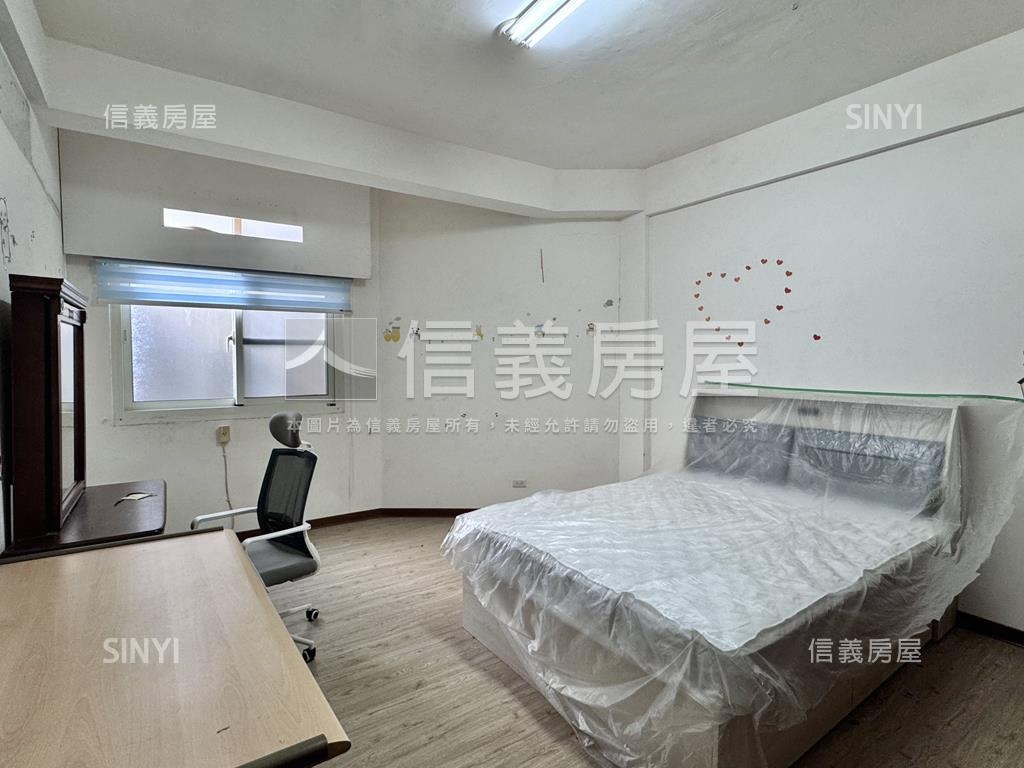 【青年路】看公園店面房屋室內格局與周邊環境