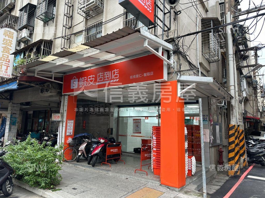 三民路三角窗金店面房屋室內格局與周邊環境