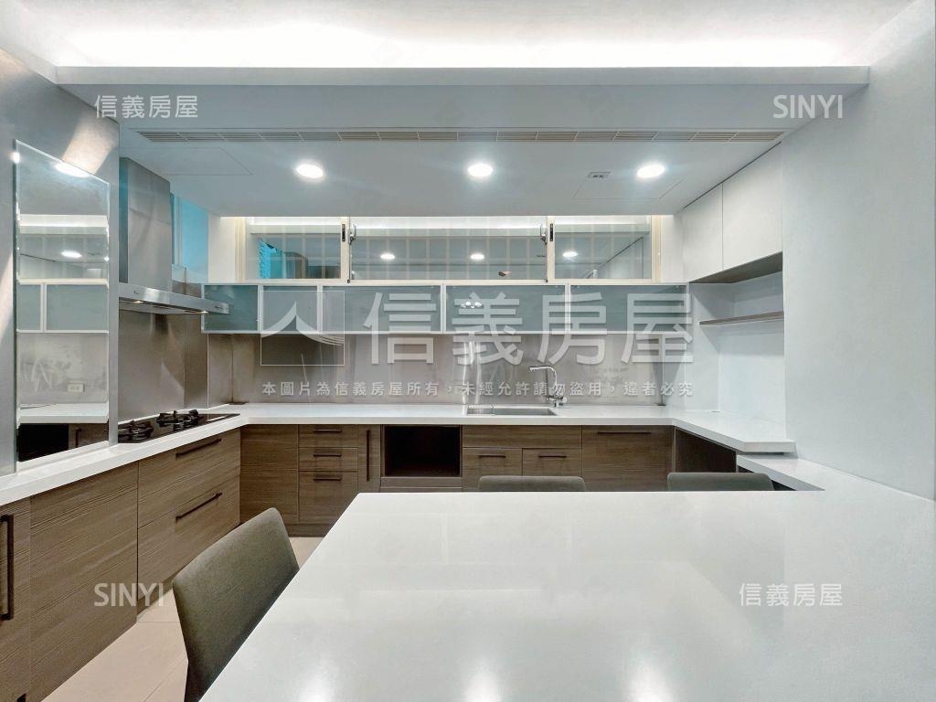 豐樂公園捷運美別墅雙車位房屋室內格局與周邊環境