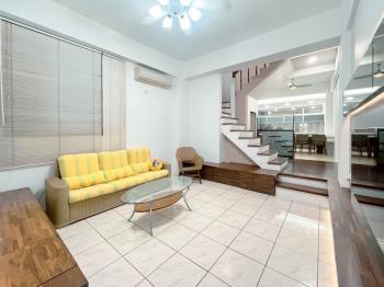 豐樂公園捷運美別墅雙車位