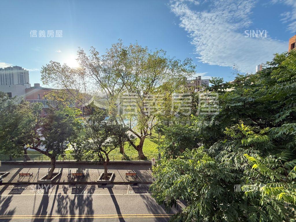 誠群都更稀有南港台肥新村房屋室內格局與周邊環境