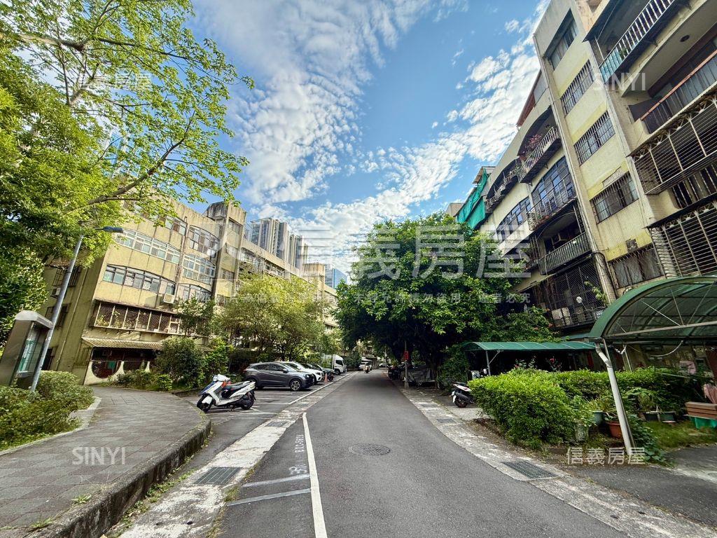 誠群都更稀有南港台肥新村房屋室內格局與周邊環境