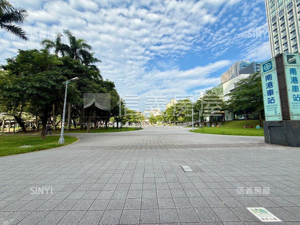 誠群都更稀有南港台肥新村房屋室內格局與周邊環境