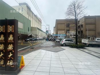 桃園楊梅鼎藏大硯金店面