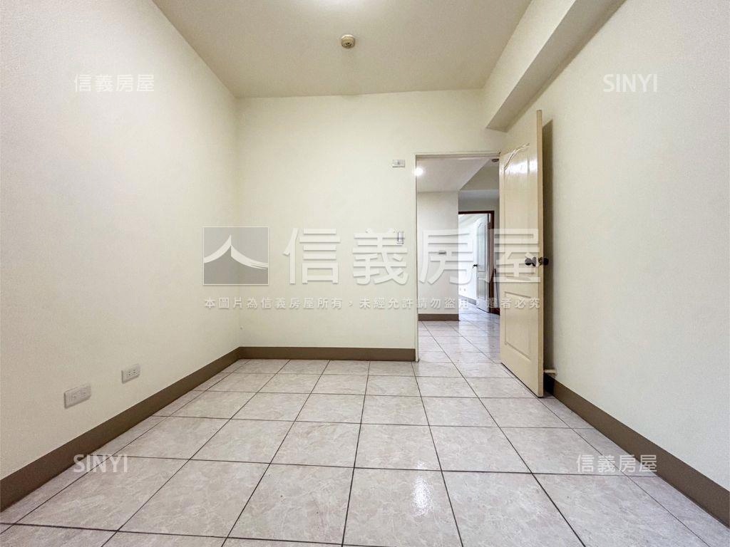 高鐵榮總台積電中心金店面房屋室內格局與周邊環境