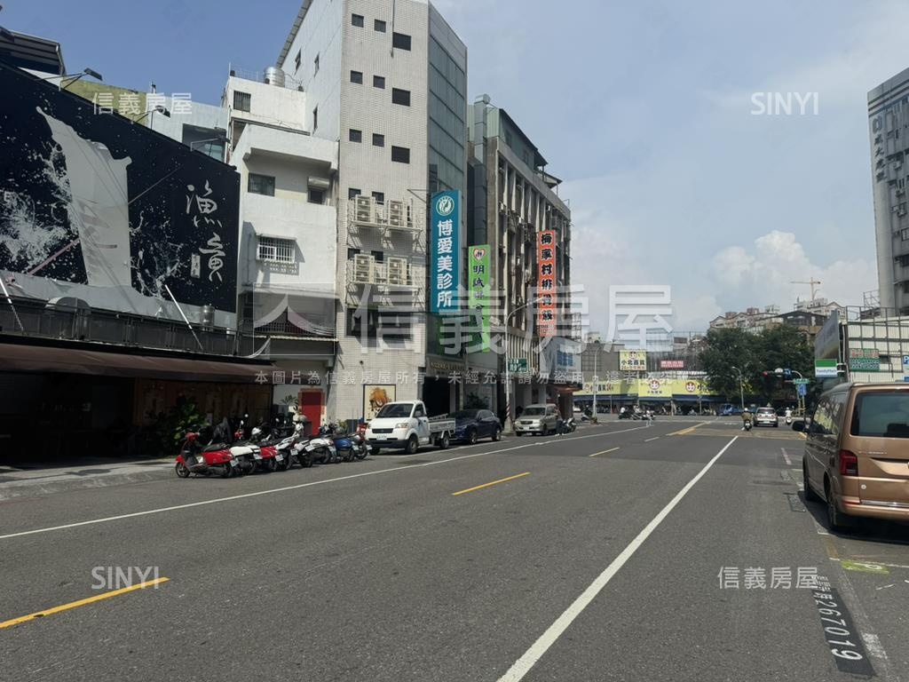 美術館稀有正路土地房屋室內格局與周邊環境