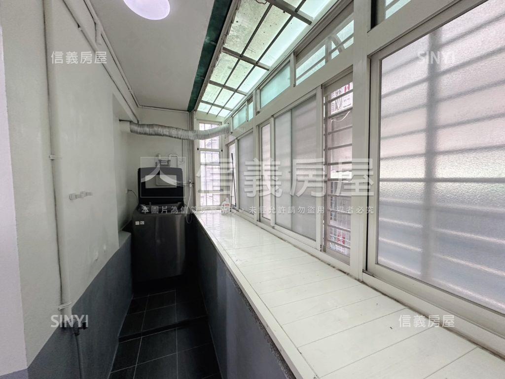 萬隆捷運邊間美四房房屋室內格局與周邊環境