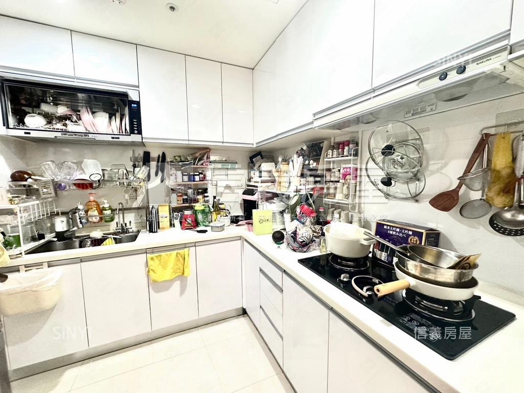 高樓美景東京公寓平面車位房屋室內格局與周邊環境