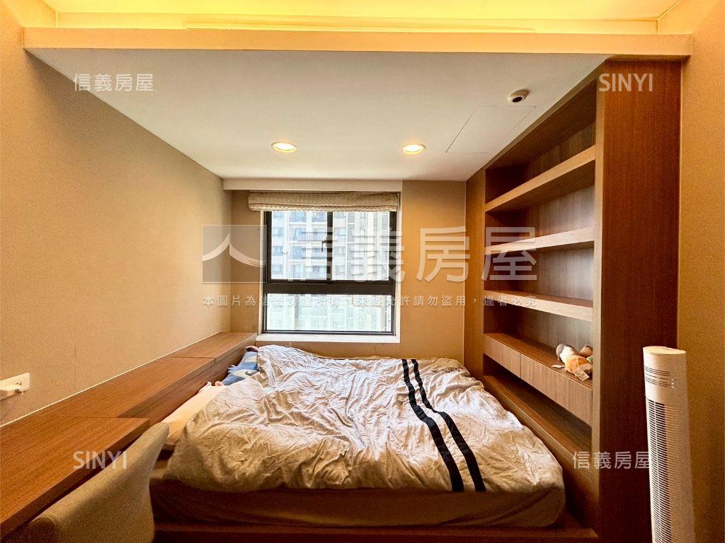 高鐵區２房平面車位房屋室內格局與周邊環境