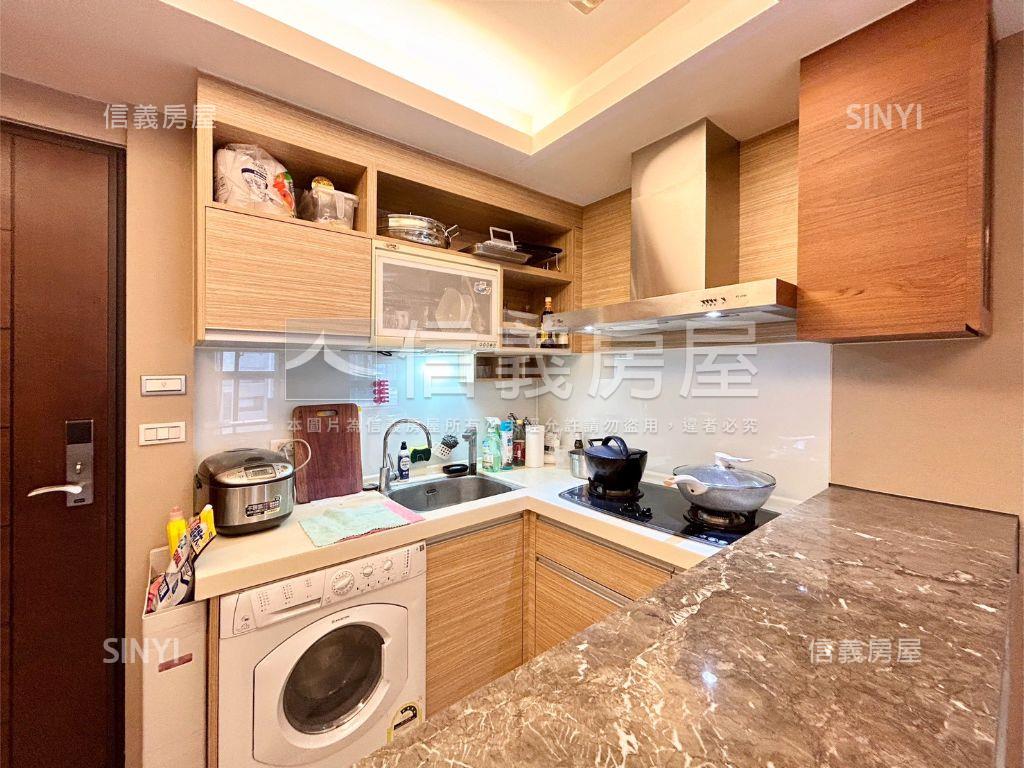 高鐵區２房平面車位房屋室內格局與周邊環境