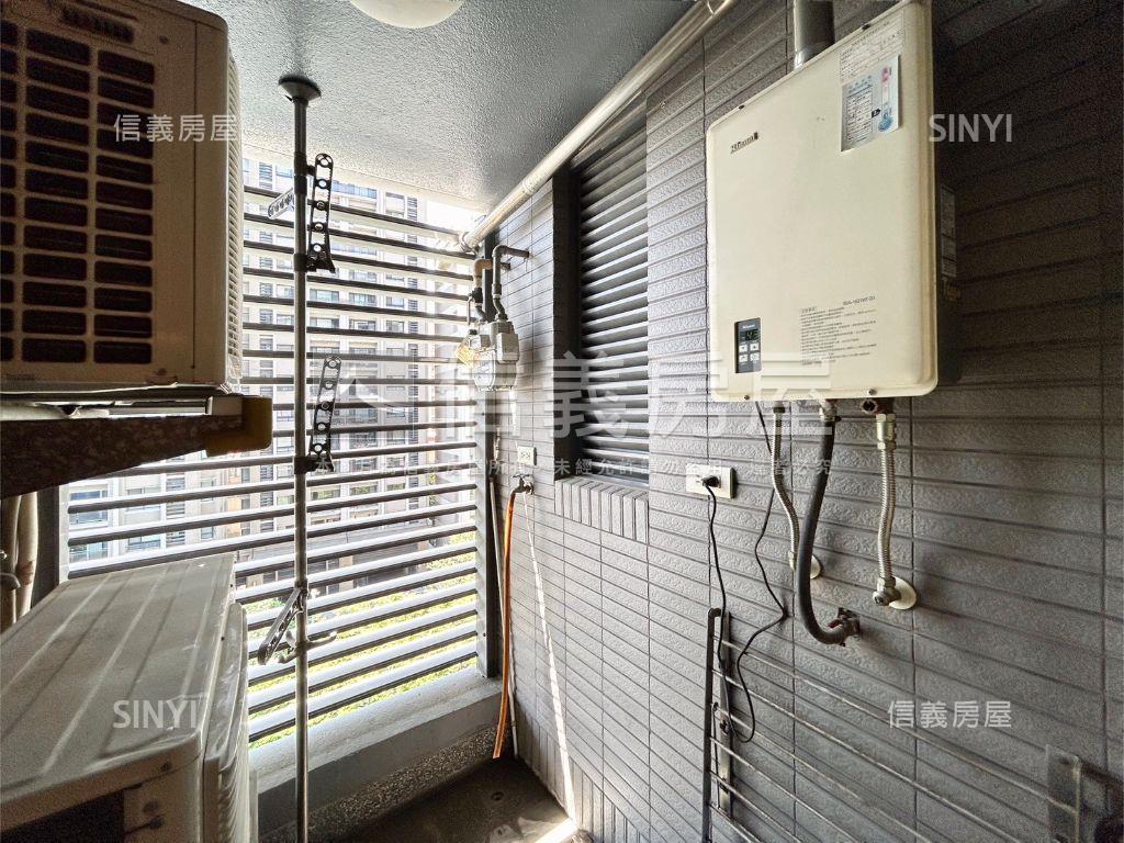 高鐵區２房平面車位房屋室內格局與周邊環境